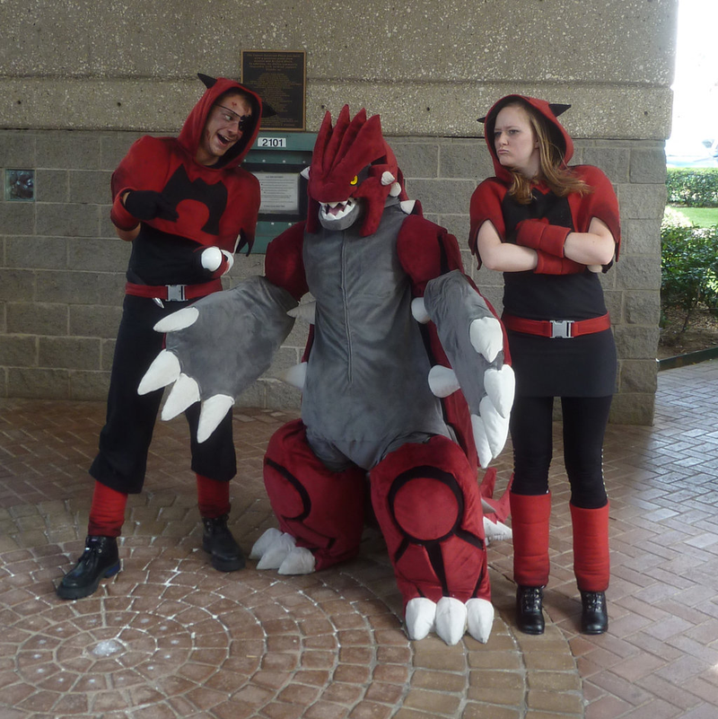 Illustration for article titled Dudes, Pokémon and a Ginger Superstar Headline This Week's Cosplay Roundup